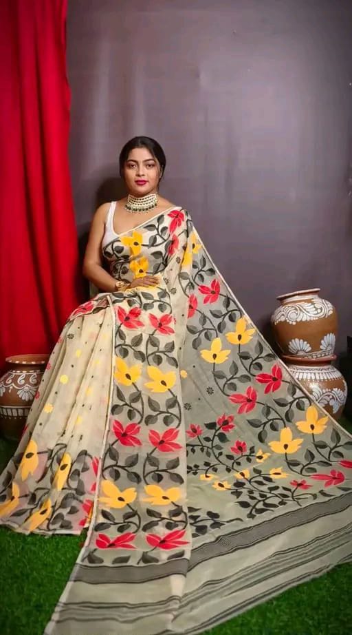 DESIGND DHAKAI JAMDANI SAREE COLOR BEIGE - Rebistore