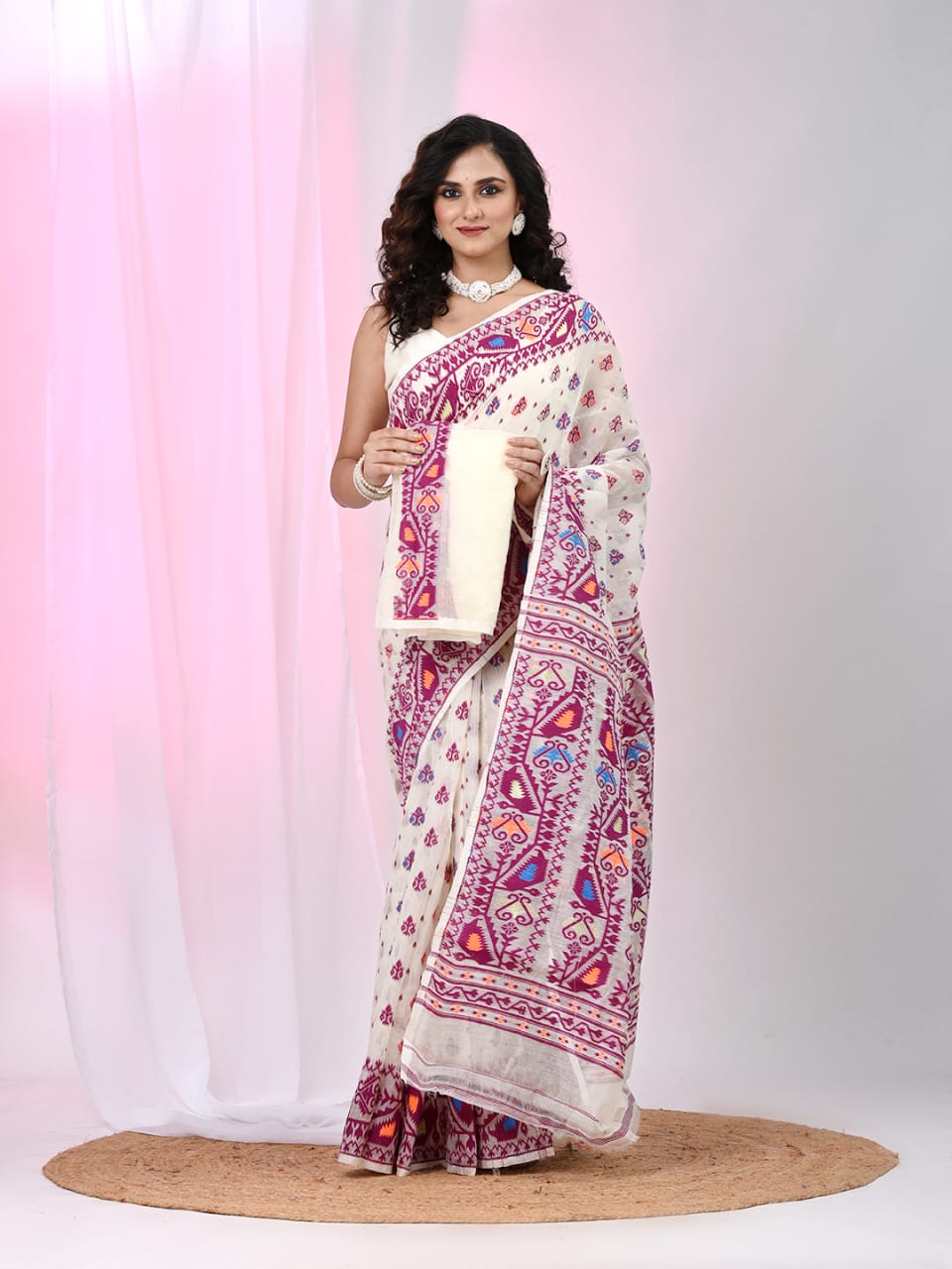 Woven Design Dhakai Jamdani saree - Rebistore