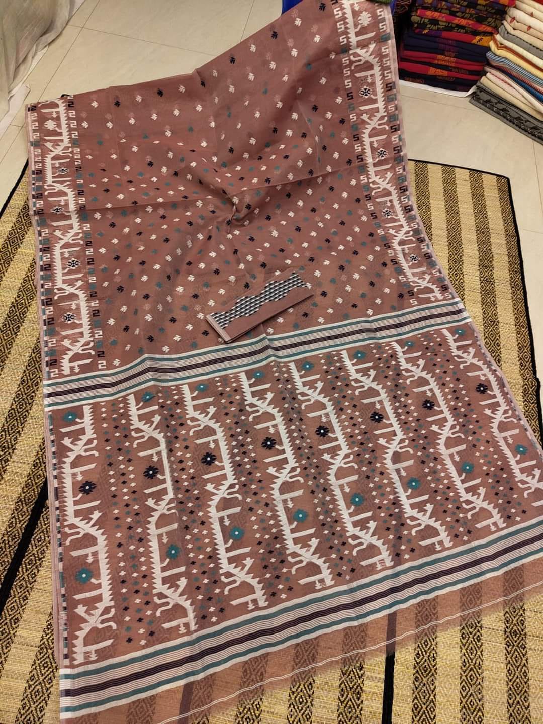 Woven Design Dhakai Jamdani saree - Rebistore