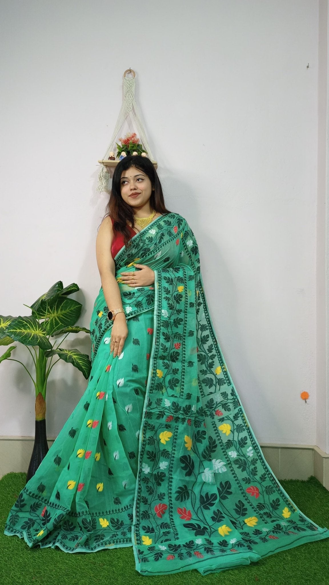 WOVEN DESIGND DHAKAI JAMDANI SAREE - Rebistore