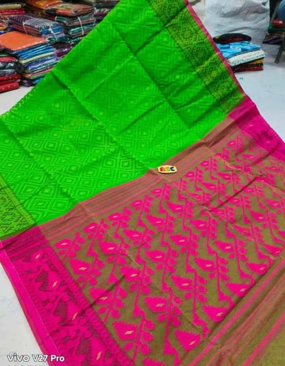 Woven Soft Dhakai Jamdani Saree Cotton Silk Color Green Pink - Rebistore